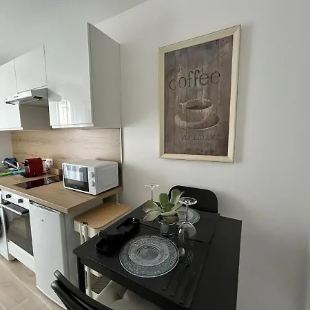 Apartment Lumineux Et Moderne, Proche Transports *